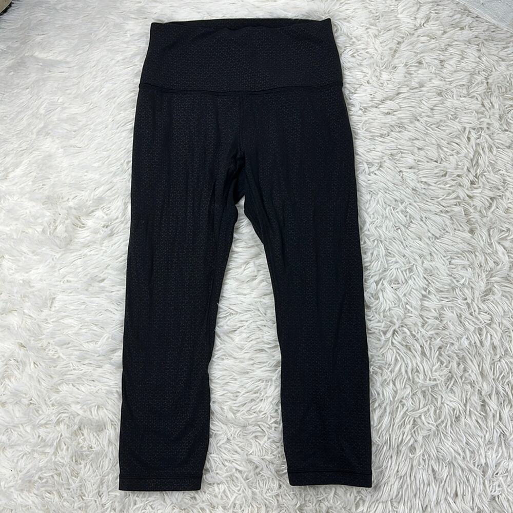 Lululemon Align Crop *21" Monochromic Black Emboss